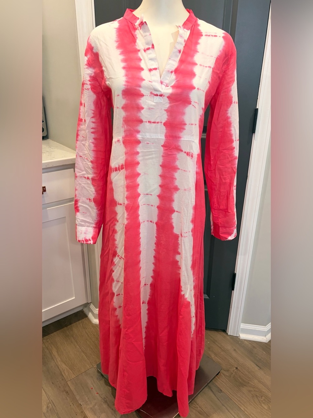 Madison Mathews Long- Sleeve Pink and White Tie-Dye Long Dress w pockets- Medium